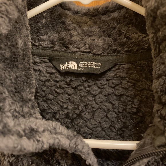 Like new women’s North Face size large - Picture 2 of 2